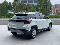 2022 Toyota Yaris L Zhixuan X 1.5L CVT PLUS, белый — фото 9