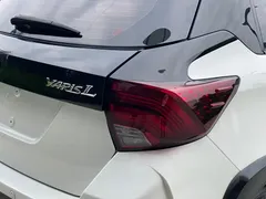 2022 Toyota Yaris L Zhixuan X 1.5L CVT PLUS, белый — фото 19