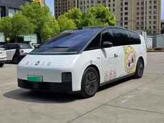 2025 Li Auto MEGA Home, белый — фото 1