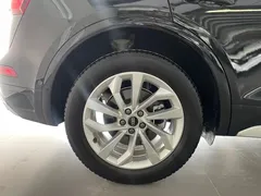 2022 Audi Q5L 40T, чёрный — фото 30