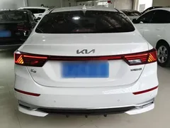 2021 Kia Cerato 1.5L CVT Fashion, белый — фото 6