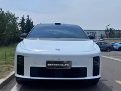 2025 Li Auto i6 4WD Standard, белый — фото 3