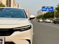 2023 Honda Integra 240TURBO CVT, белый — фото 3