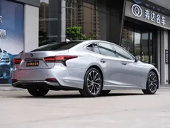 2021 Lexus LS 500h Executive — фото 3