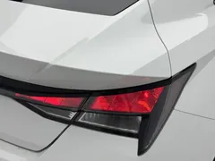 2022 Hyundai Elantra 1.5L CVT GLX Elite, белый — фото 5