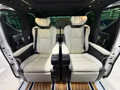 2020 Lexus LM 300h seven-seater elegant — фото 10