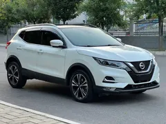 2022 Nissan Qashqai 2.0L CVT XV Prem Luxury, белый — фото 3