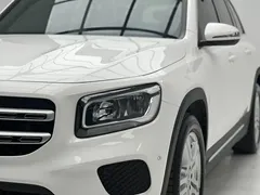 2021 Mercedes-Benz GLB 180, белый — фото 5