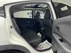 2022 Honda Vezel 1.5L CVT, белый — фото 10