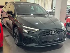 2023 Audi A3L Limousine 35 TFSI, зелёный — фото 3