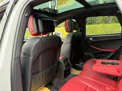 2020 Porsche Macan 2.0T, белый — фото 11