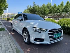 2020 Audi A3 Sedan 35 TFSI, белый — фото 3