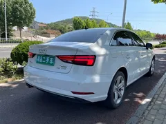 2020 Audi A3 Sedan 35 TFSI, белый — фото 4