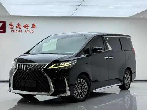 2020 Lexus LM 300h