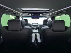 2020 Lexus LM 300h, чёрный — фото 9