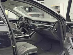 2022 Audi A8 New Energy A8L 60 TFSIe quattro Collection — фото 10