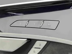 2022 Audi A8 New Energy A8L 60 TFSIe quattro Collection — фото 20