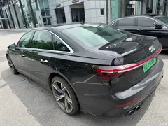 2020 Audi A6L New Energy 55 TFSI e quattro — фото 13