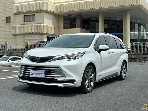 Toyota Sienna 2021