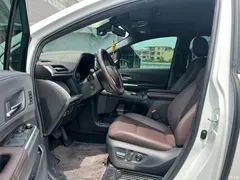 2021 Toyota Sienna 2.5L Hybrid Platinum — фото 6