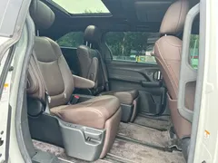 2021 Toyota Sienna 2.5L Hybrid Platinum — фото 13