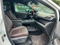 2021 Toyota Sienna 2.5L Hybrid Platinum — фото 14
