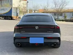 2023 Changan UNI-V 1.5T exclusive — фото 5