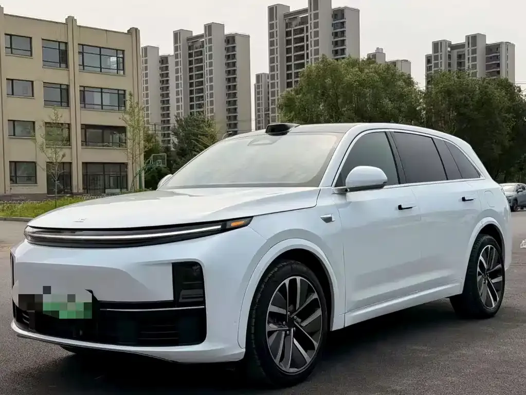 2025 Li Auto L7
