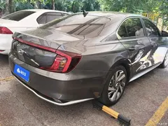 2021 Hyundai Mingtu 1.8L CVT LUX Premium — фото 3