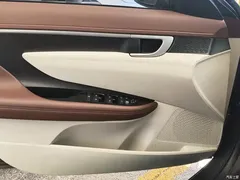 2021 Hyundai Mingtu 1.8L CVT LUX Premium — фото 7