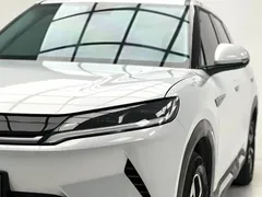 2024 BYD Yuan UP 401km Vitality, белый — фото 5