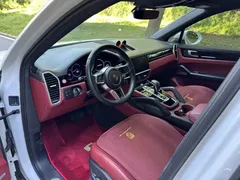 2022 Porsche Cayenne Coupe 3.0T Platinum, белый — фото 15
