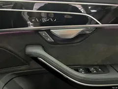2022 Audi A8 New Energy A8L 60 TFSIe quattro Collection — фото 11