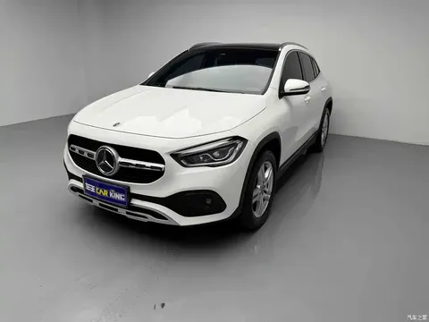 2023 Mercedes-Benz GLA changed to GLA 200