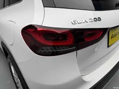 2023 Mercedes-Benz GLA changed to GLA 200 — фото 4
