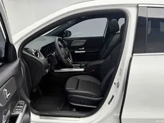 2023 Mercedes-Benz GLA changed to GLA 200 — фото 14