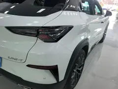 2022 Changan UNI-T 1.5T Premium, белый — фото 8