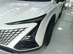 2022 Changan UNI-T 1.5T Premium, белый — фото 24