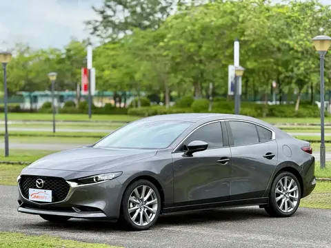 2021 Mazda 3 2.0L AT