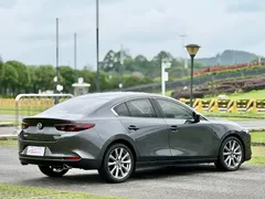 2021 Mazda 3 2.0L AT — фото 6
