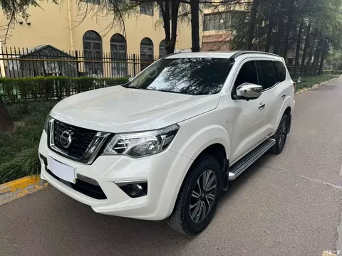 Nissan Terra 2020