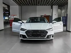 2022 Audi A7 L 45 TFSI S-line Building Dreams and Youth — фото 4