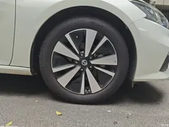 2021 Nissan Teana 2.0L XL Comfort — фото 8
