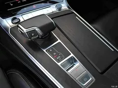 2024 Audi A6L 55 TFSI quattro exclusive dynamic model — фото 7