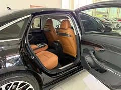 2023 Audi A8L 50 TFSI quattro, чёрный — фото 10