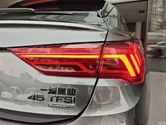 2023 Audi Q3 Sportback 45 TFSI quattro fashionable — фото 14