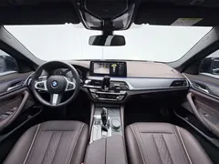 2021 BMW 5 Series 530Li Leading M Sport Package, чёрный — фото 11