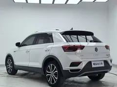 2021 Volkswagen T-Roc 280TSI DSG 4WD Luxury Smart Connect, белый — фото 6