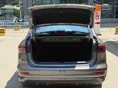 2022 Geely Emgrand 4 1.5L CVT — фото 6