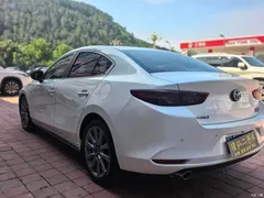 2021 Mazda 3 2.0L AT, белый — фото 4